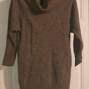 Cynthia Rowley 100% Wool 3/4 sleeve Sweater